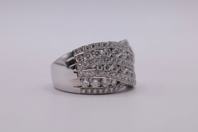 18ct Diamond Ring