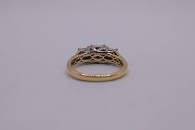 18ct Yellow Gold Ring