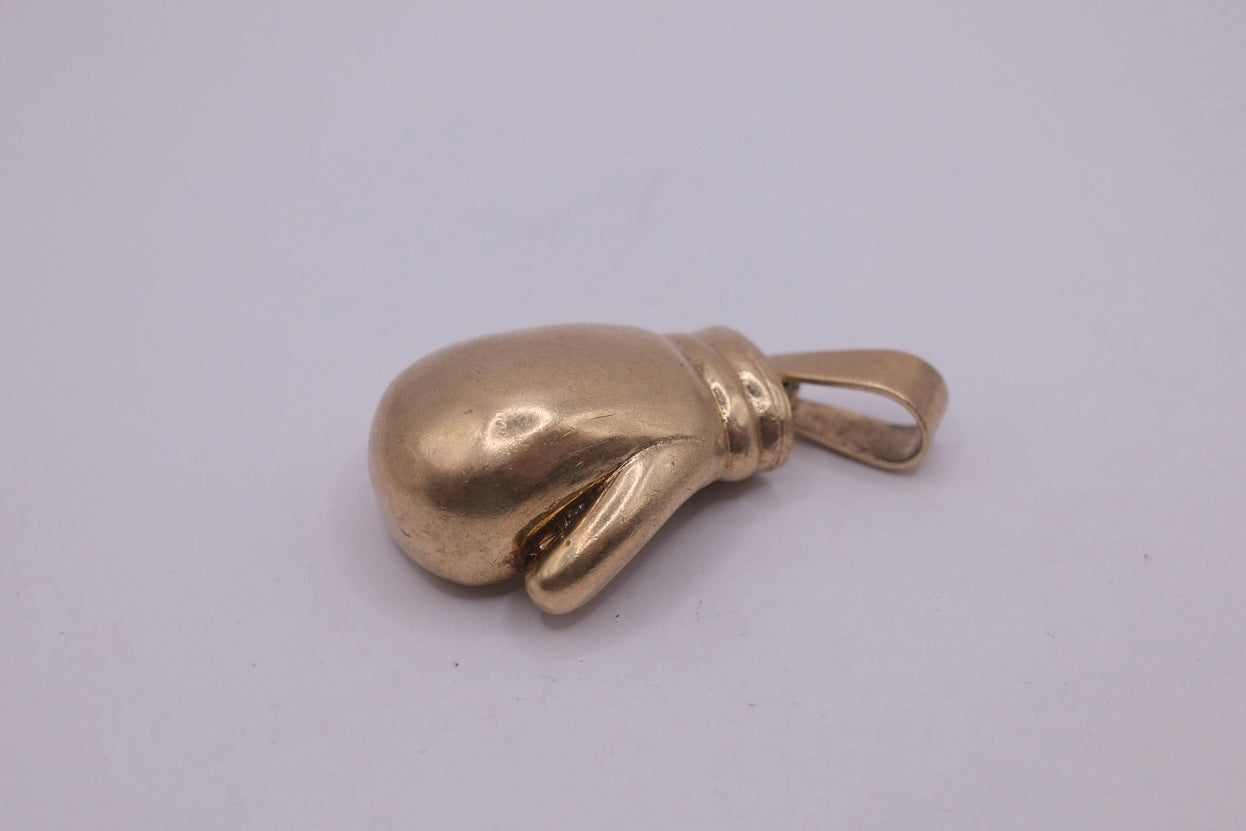 9ct Boxing Glove Pendant