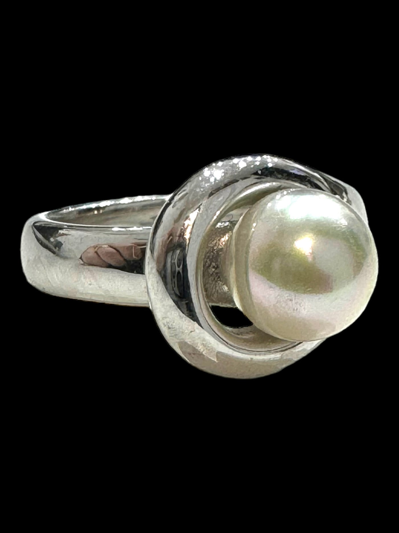 Pearl Ring