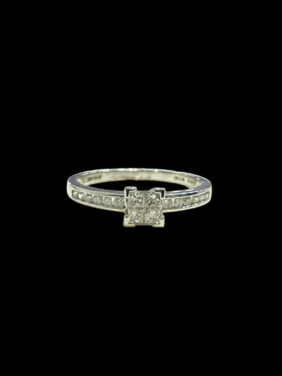 18ct Diamond Ring